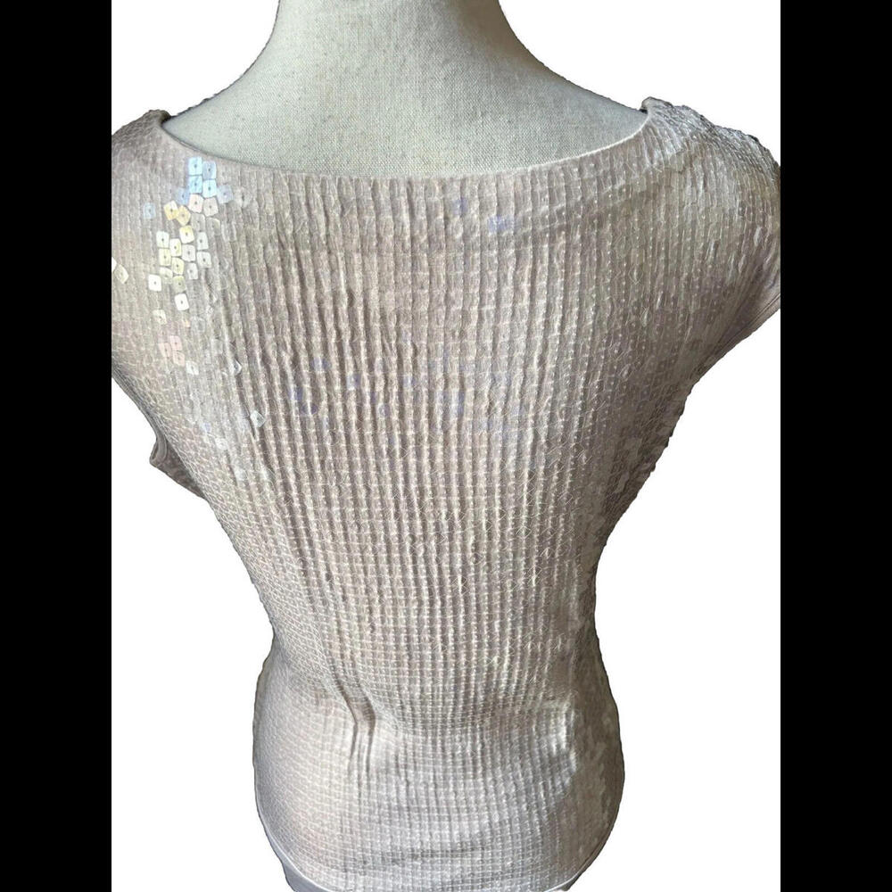 👚🩷Designer Cache Pale Pink Sequin Sleeveless Boat Neck Banded Bottom Size M - Picture 5 of 5